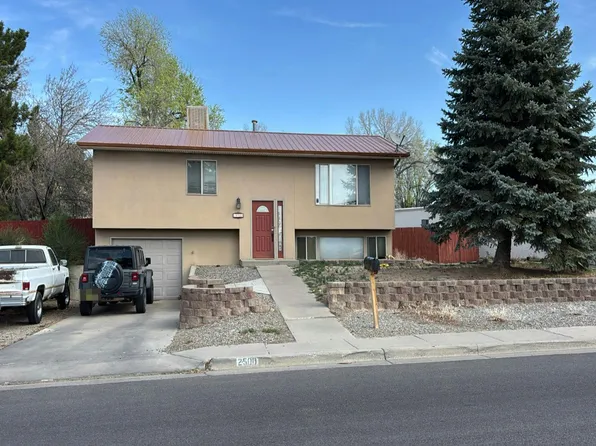 2500 Cliffside Dr, Farmington, NM 87401