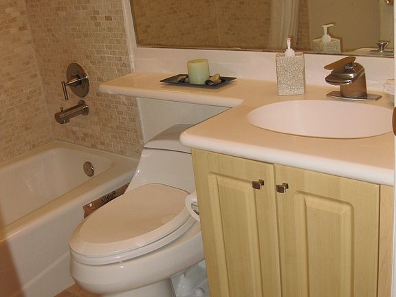 2nd image of 1286 SE 11th Pl