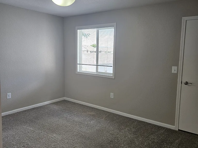 Grandview Meadows — Photo 51