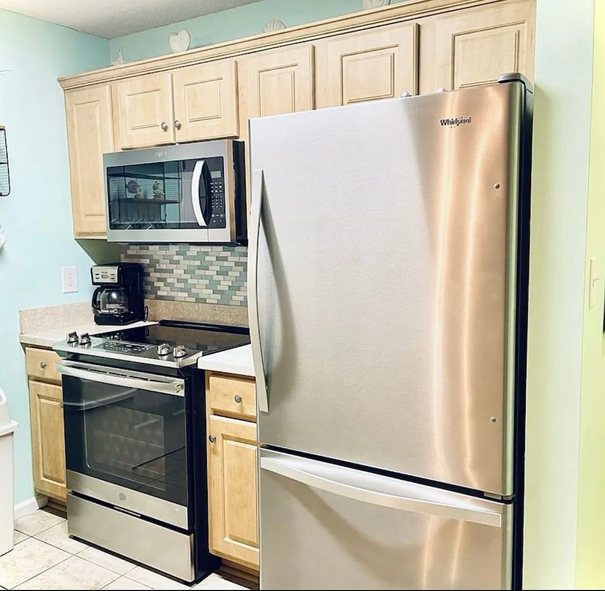 2 bed, 850 sqft, $2,800 — Photo 2