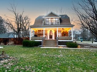 419 E 2nd St, Momence, IL 60954