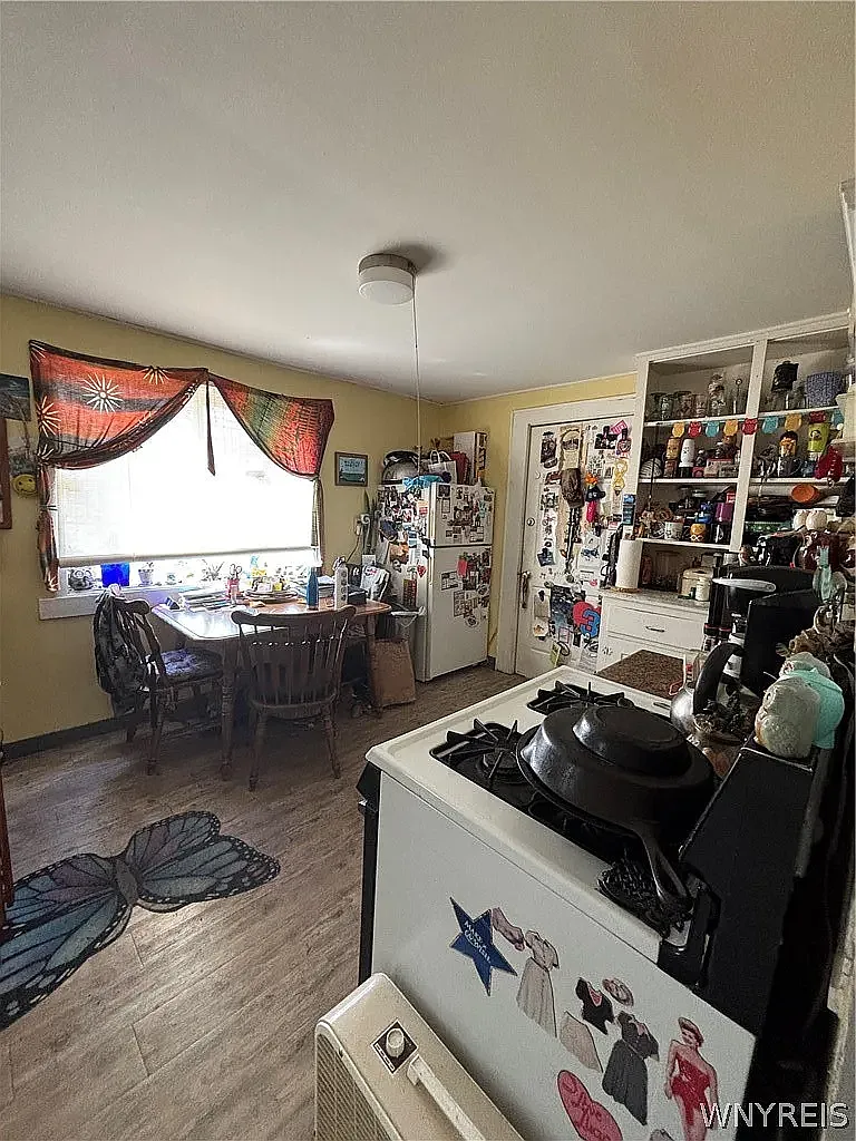 2 bed, 750 sqft, $1,100 — Photo 4