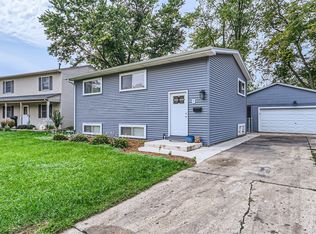7 Curtmar Ct, Montgomery, IL 60538