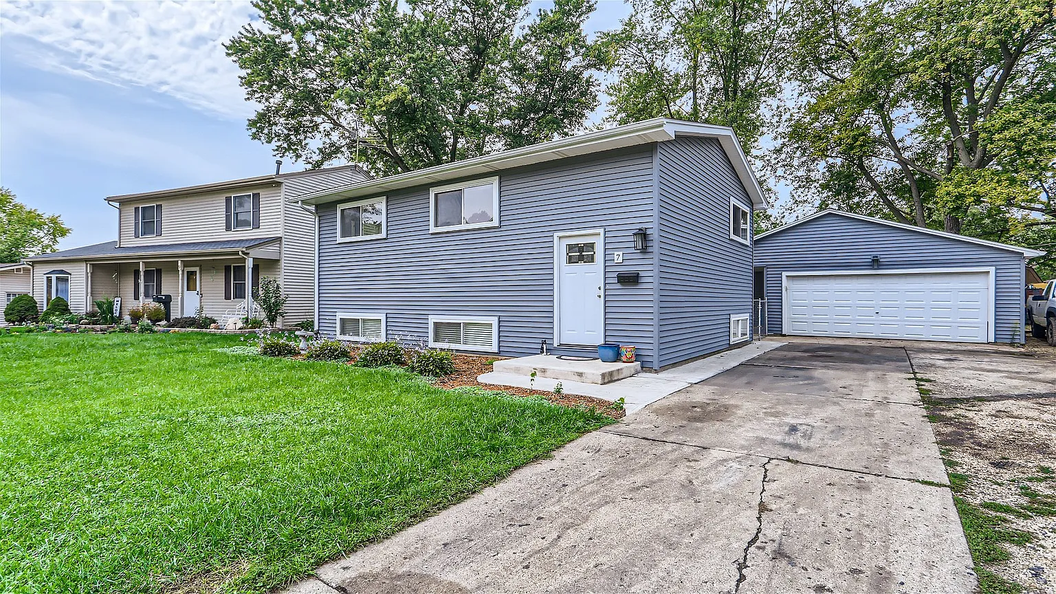7 Curtmar Ct photo 1