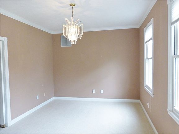 5th image of 16582 Audubon Ct
