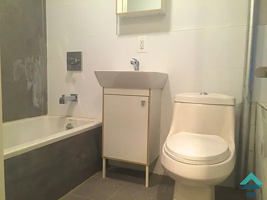 Rented by EXR | media 16