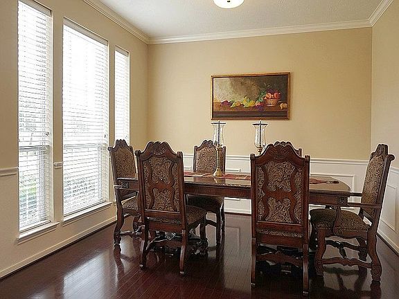 5th image of 11326 Wooded Creek Ln