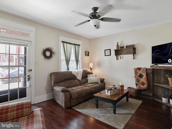 5th image of 808 Mulberry Ave