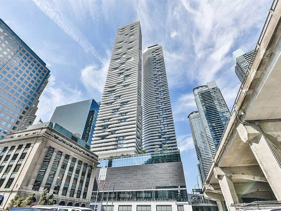 88 Harbour St #6802