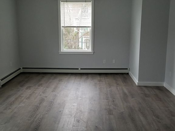4th image of 29 Harrison St