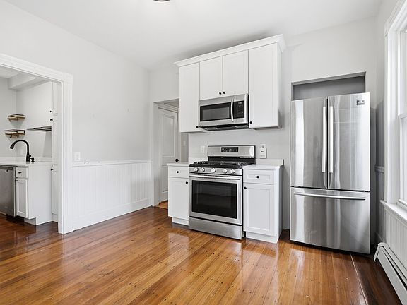 2nd image of 97 Horace St #1