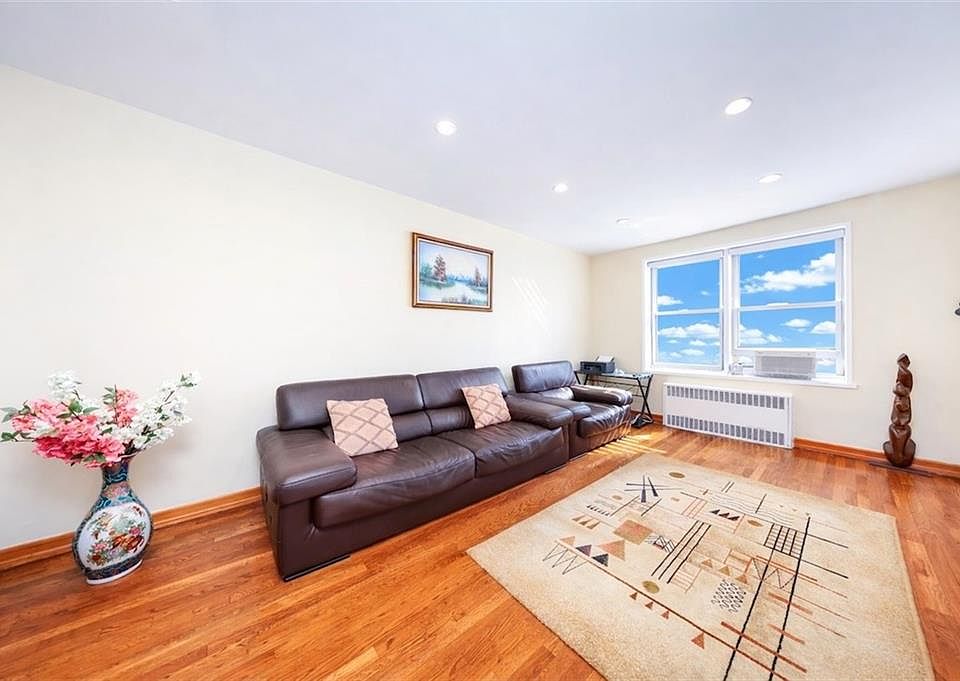 1st image of 3025 Ocean Ave APT 6A