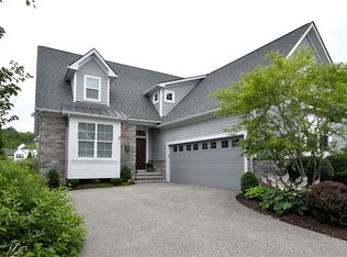 7326 Edwards Lndg, Chagrin Falls, OH 44023