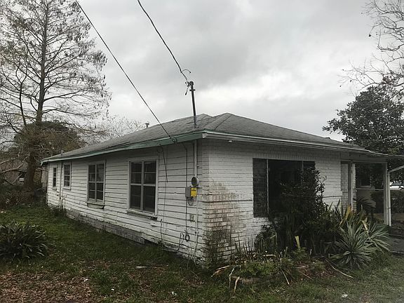3rd image of 2340 Broadway St