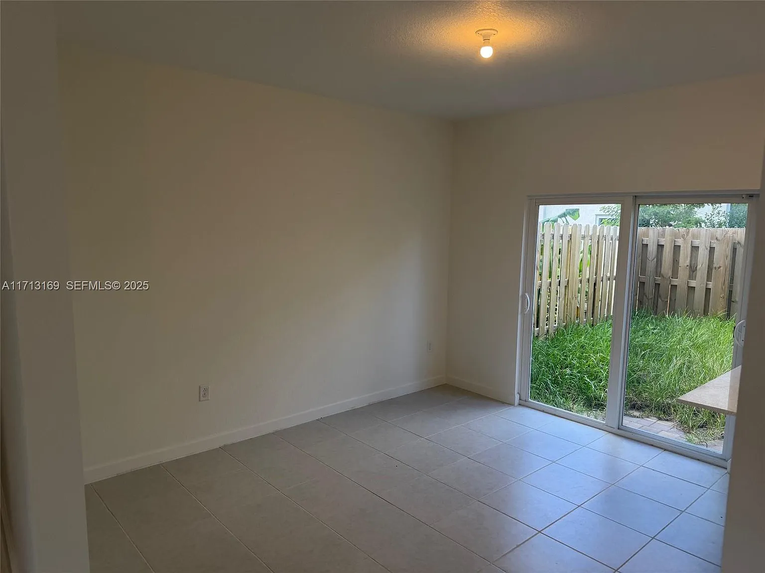 3 bed, 1700 sqft, $2,650 — Photo 3