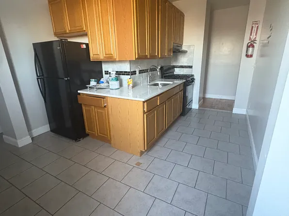 124-126 N 4th St #2, Paterson, NJ 07522
