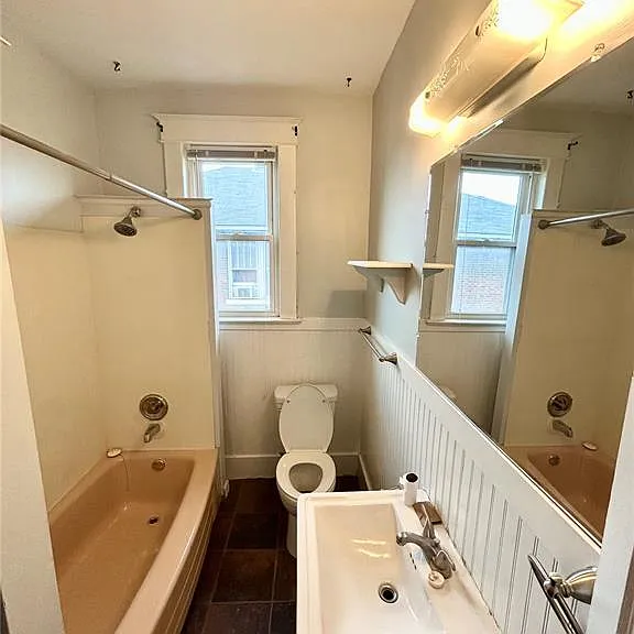 2459 State St #B — Photo 30