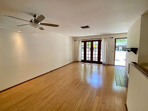 5th image of 8668 Villa La Jolla Dr