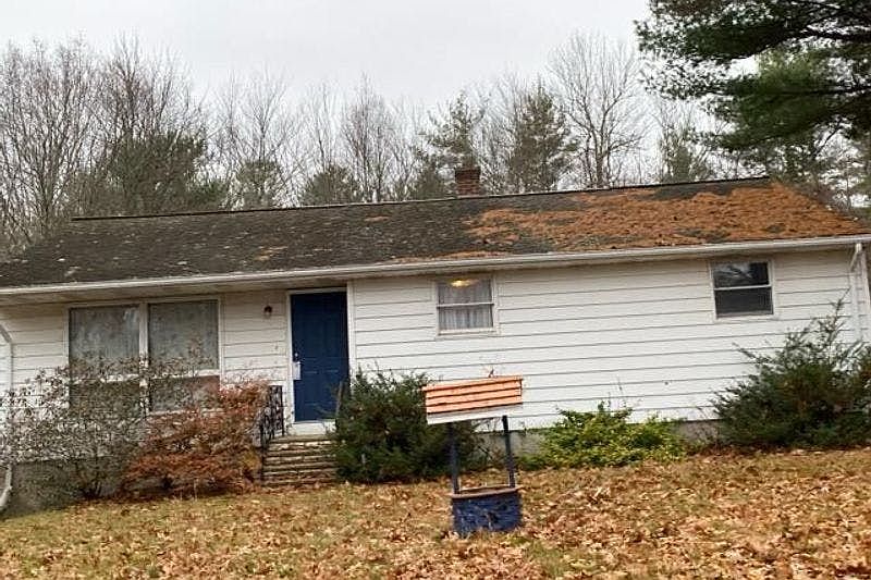 1st image of 80 Clark Rd