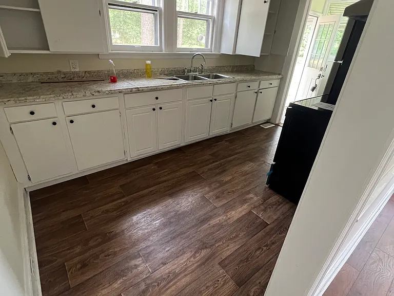 1012 Hammond St — Photo 2