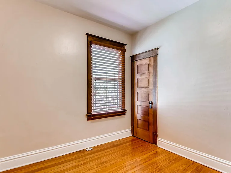 Upper North East Bedroom