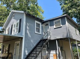 113 8th Ave NW APT B, Ardmore, OK 73401