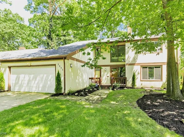 3595 Runnymede Blvd, Cleveland Heights, OH 44121