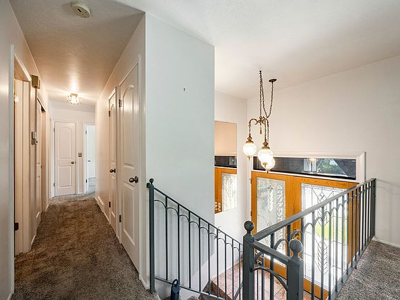 5th image of 385 E Brahma Dr