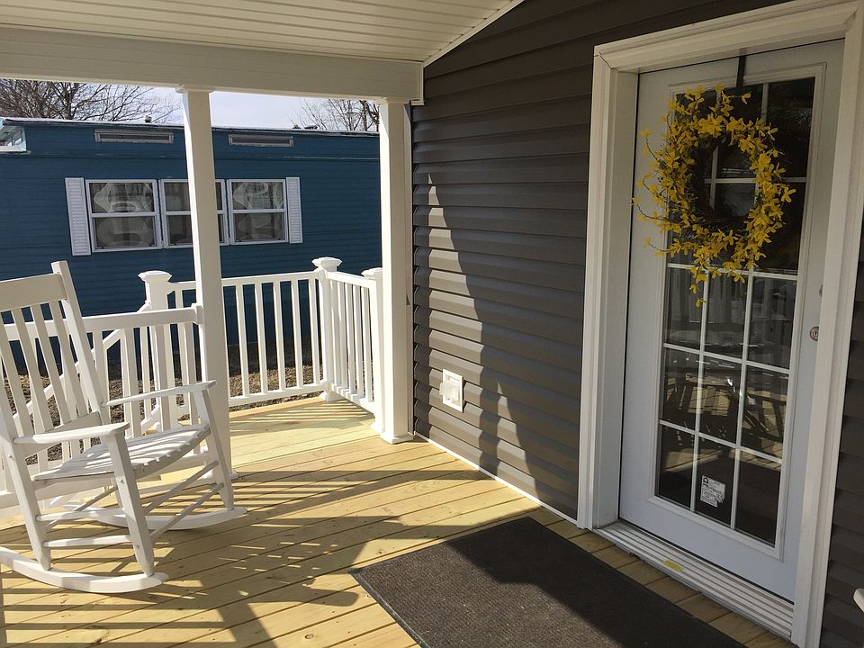 2nd image of 119 Kimberly Ln