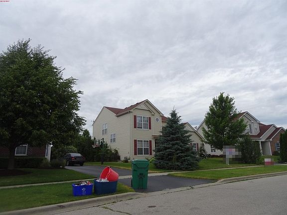 2nd image of 2111 Greenview Dr