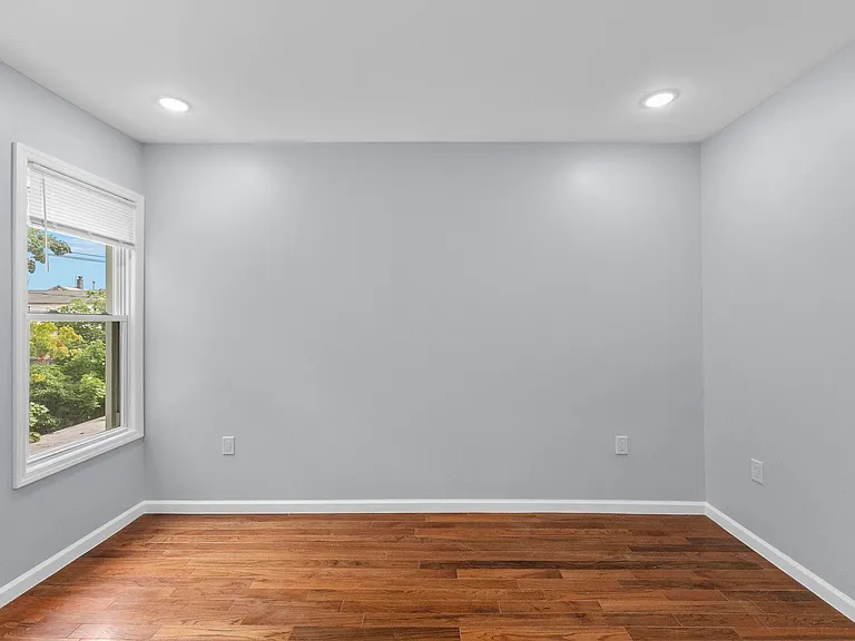 100 Atlantic St — Photo 30
