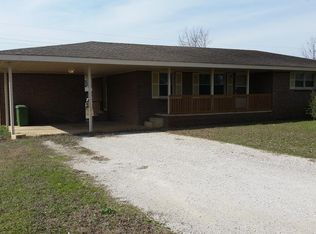 104 James St, Muscle Shoals, AL 35661