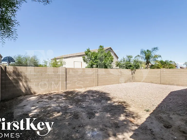 3688 W Santa Cruz Ave — Photo 14