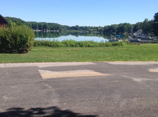 625 Swains Lake Dr, Concord, MI 49237