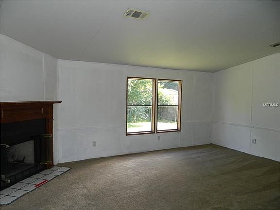 5th image of 18811 Monroe Ave