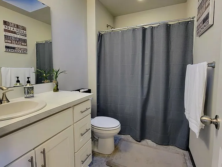 5050 Granger St — Photo 9