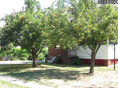 5th image of 4906 E 97th St