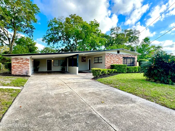 5414 PLAYA Way, Jacksonville, FL 32211