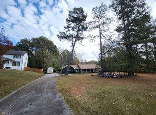 1528 Killian Hill Rd, Lilburn, GA 30047