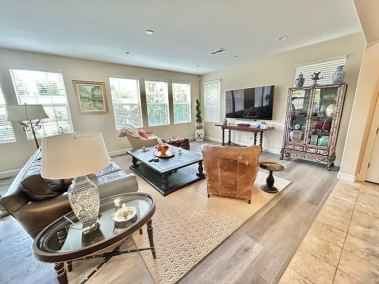 6250 Sagebrush Bend Way — Photo 8