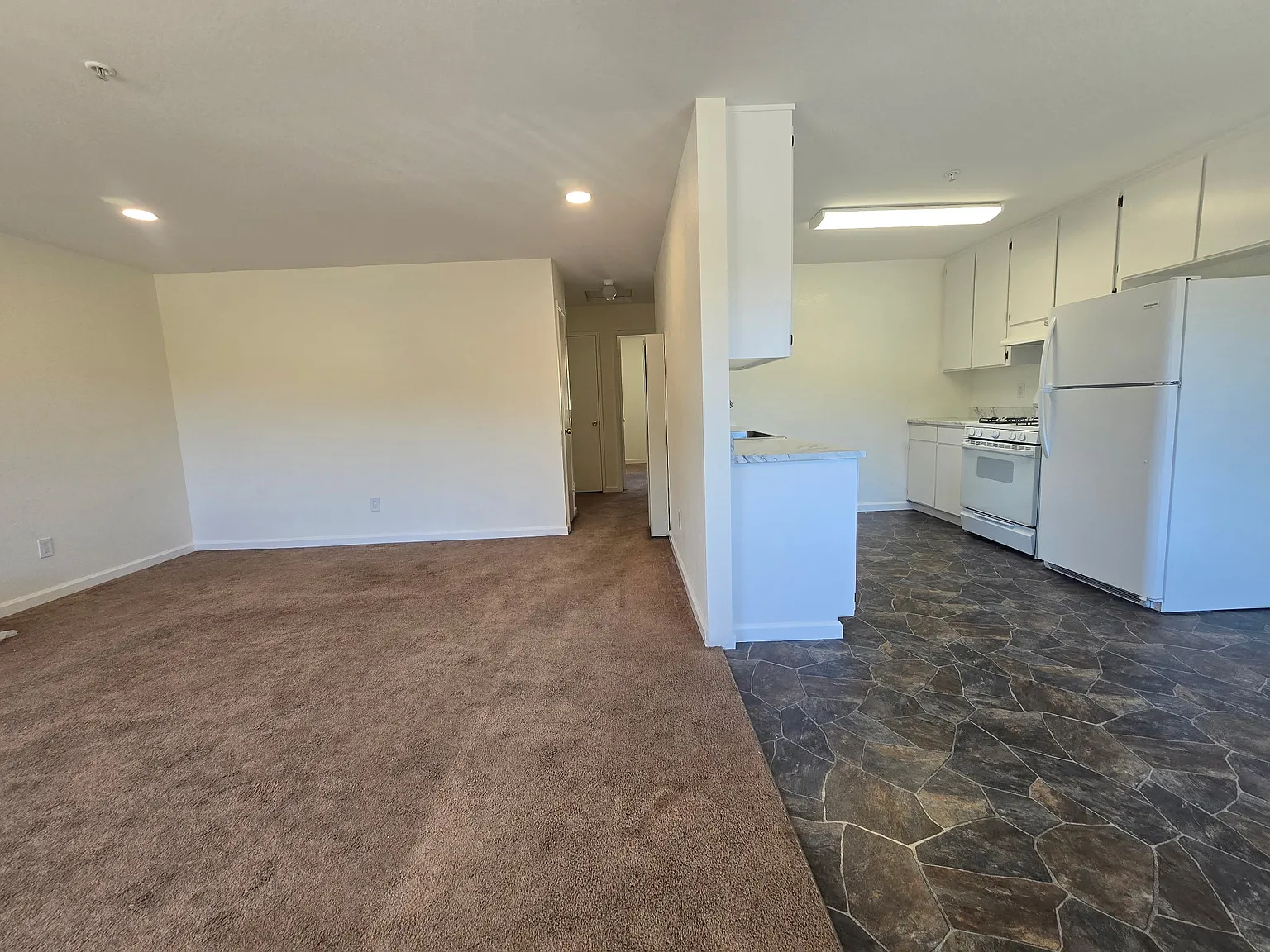 2 bed, $1,500 — Photo 2