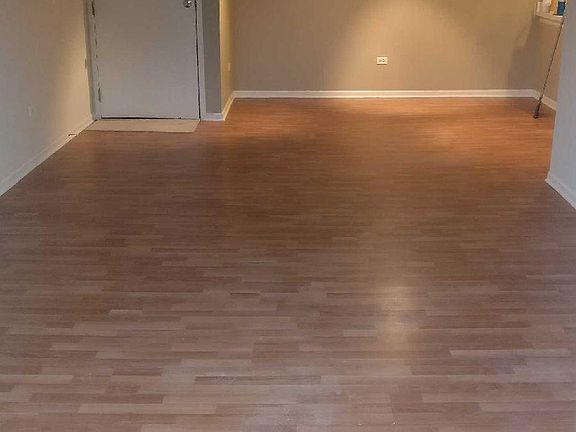 2nd image of 756 Prescott Dr APT 212