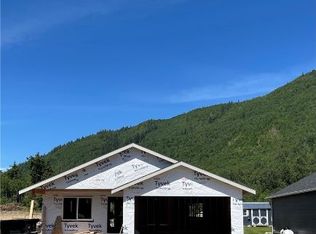 6308 Winchester Way, Maple Falls, WA 98266