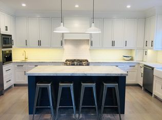 34 Wescott St, Riverside, CT 06878