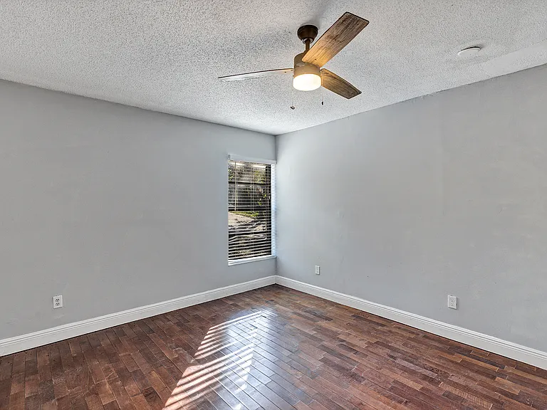 2474 Rouse Rd — Photo 8