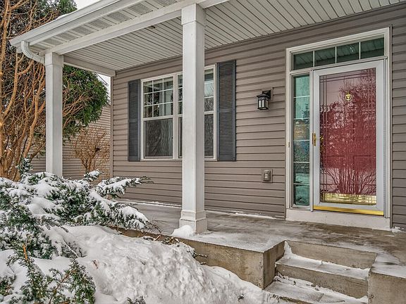 4th image of 2358 119th Ave NE