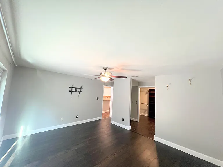 8718 Master Link Ct — Photo 9