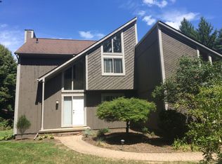 8794 Mast Rd, Dexter, MI 48130