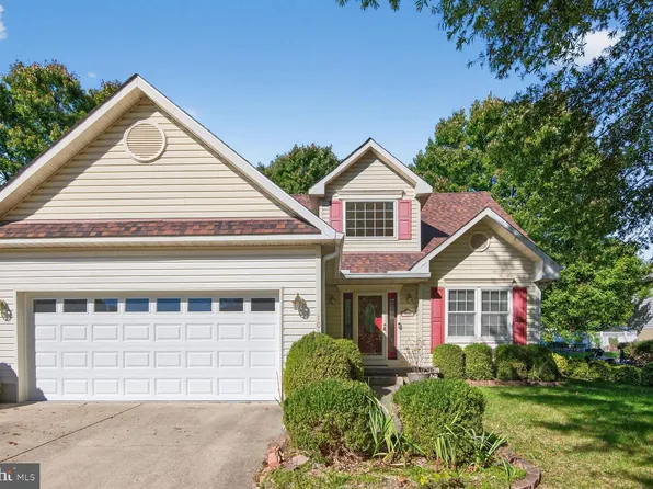 1012 Morgan Station Dr, Severn, MD 21144