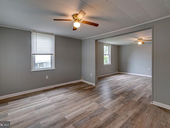 2nd image of 249 Vine St